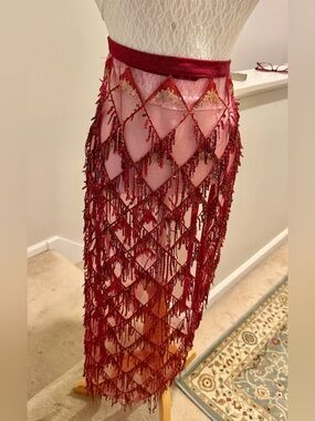 NEW Sequin Wrap Skirt. One size. Belly dance, Dance Costume. Burgundy color.